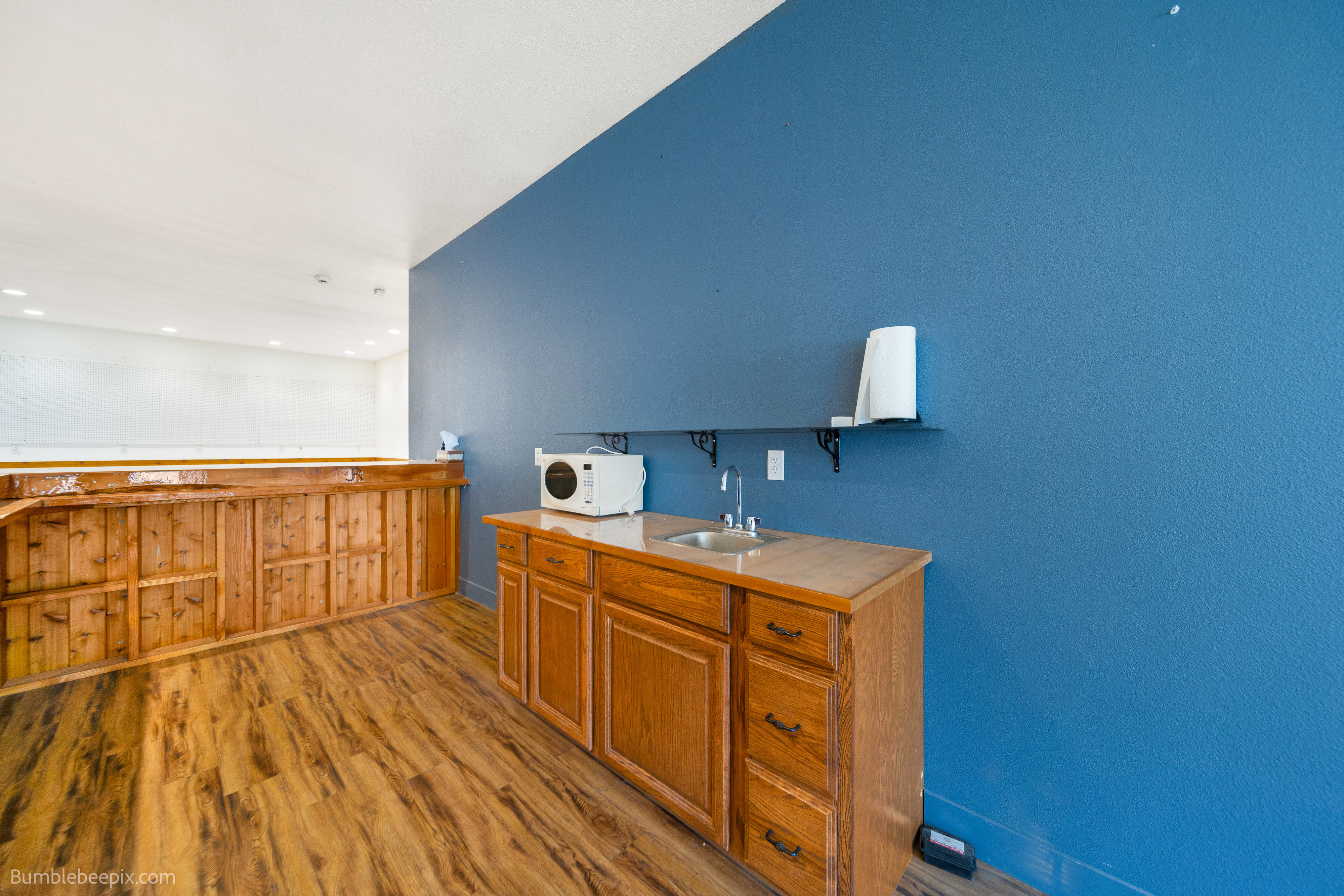 Cusick, Washington, 99119, United States, ,2 BathroomsBathrooms,Residential,For Sale,1978397