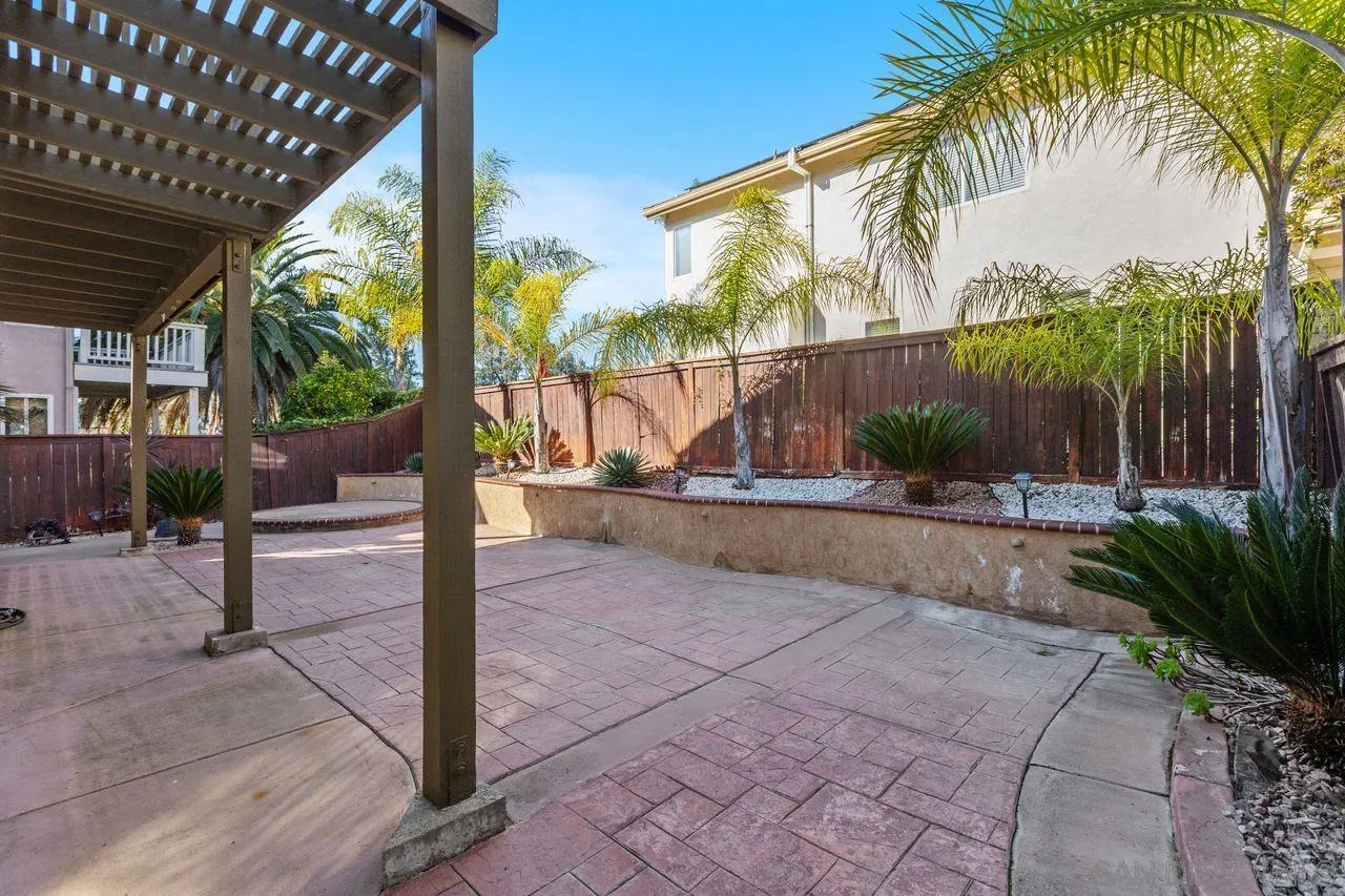 Escondido, California, 92026, United States, 3 Bedrooms Bedrooms, ,3 BathroomsBathrooms,Residential,For Sale,2003359