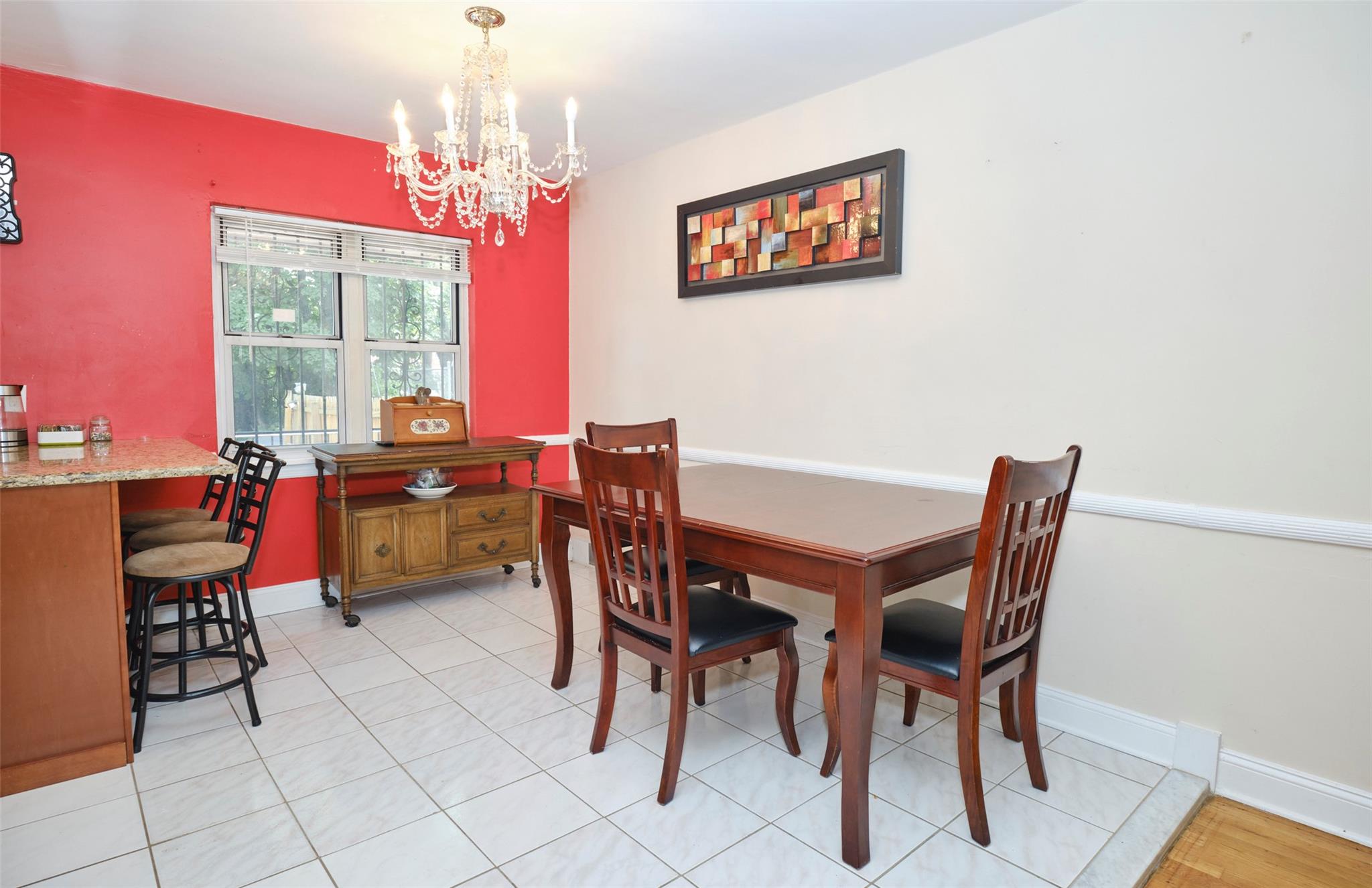 Bronx, New York, 10469, United States, 3 Bedrooms Bedrooms, ,3 BathroomsBathrooms,Residential,For Sale,1907076
