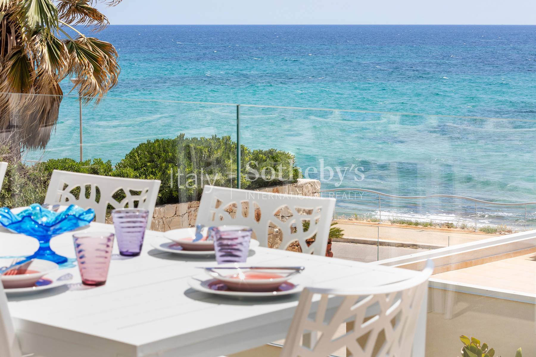  Exclusive and elegant modern villa by the sea - 物件實景