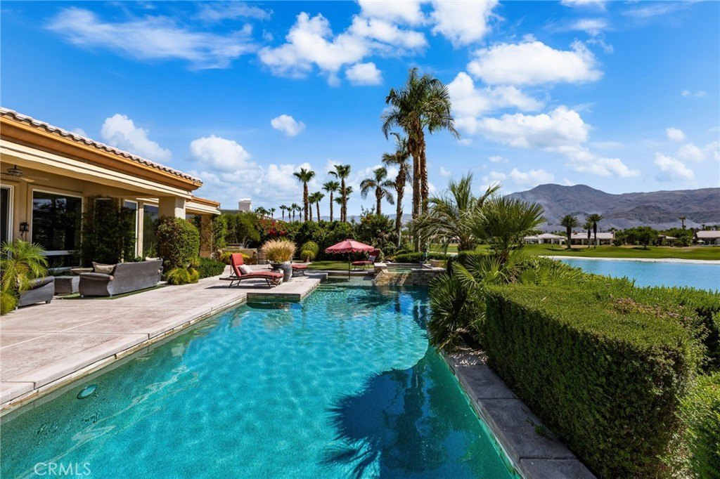 La Quinta, California, 92253, United States, 4 Bedrooms Bedrooms, ,4 BathroomsBathrooms,Residential,For Sale,1974017