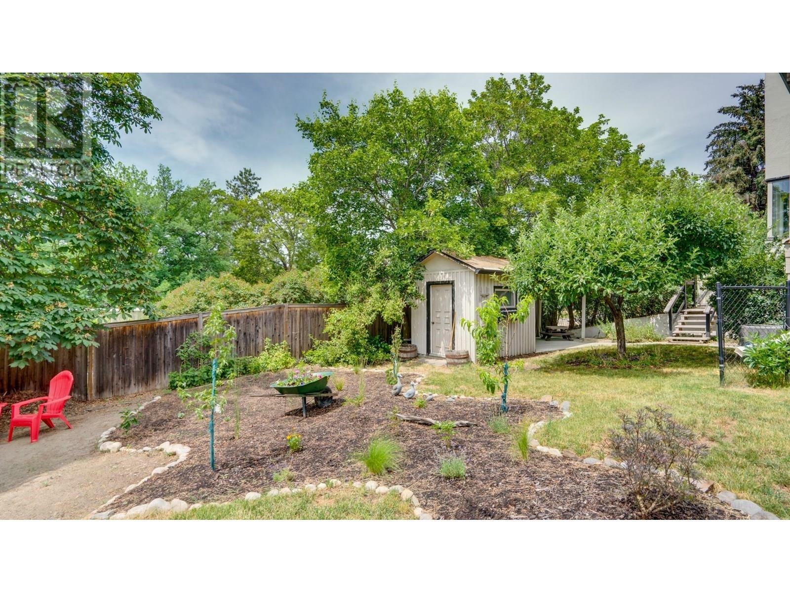 VERNON, British Columbia, V1T 1J7, CA, 5 Bedrooms Bedrooms, ,2 BathroomsBathrooms,Residential,For Sale,1865699