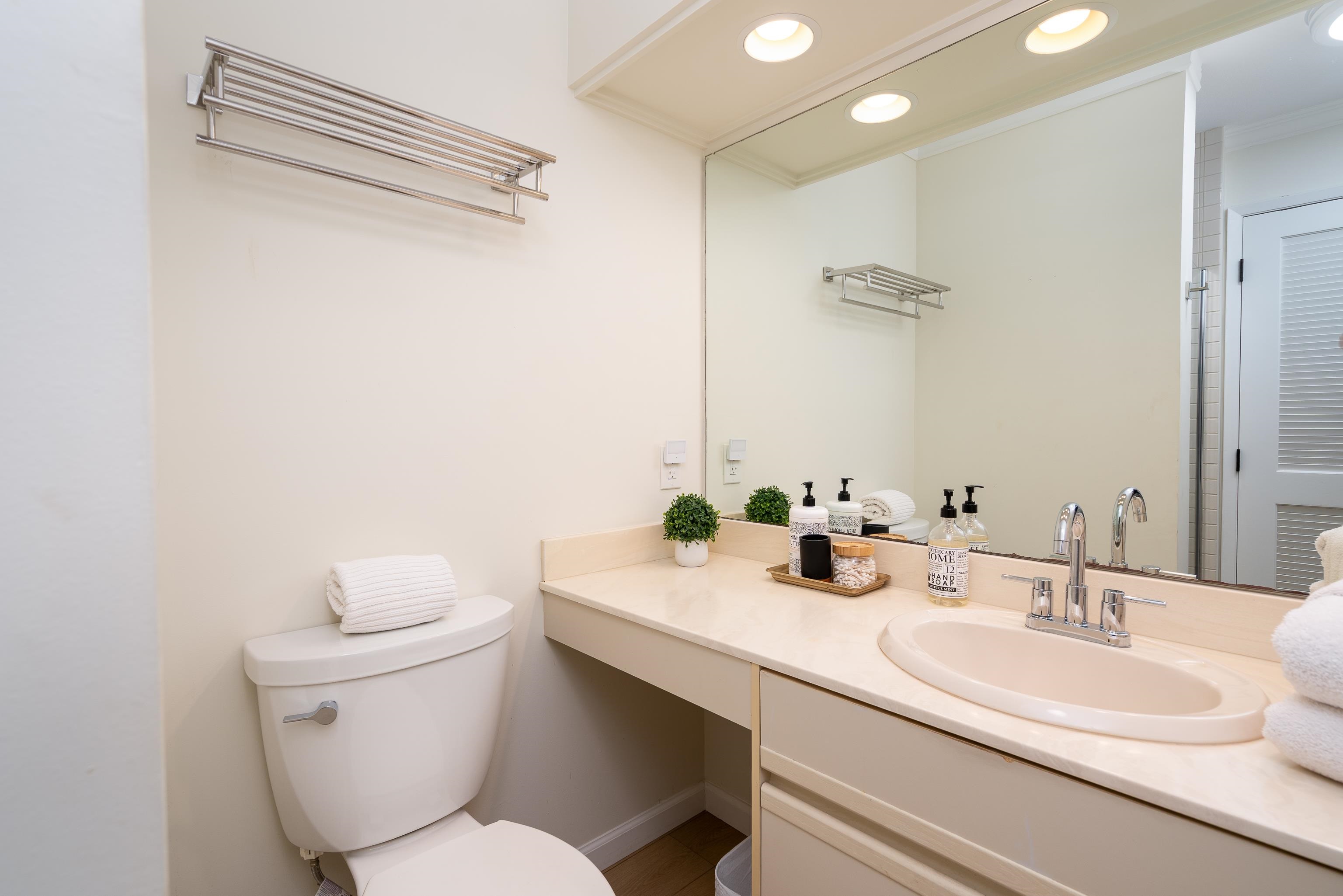 Kihei, Hawaii, 96753, United States, 1 Bedroom Bedrooms, ,2 BathroomsBathrooms,Residential,For Sale,2001614