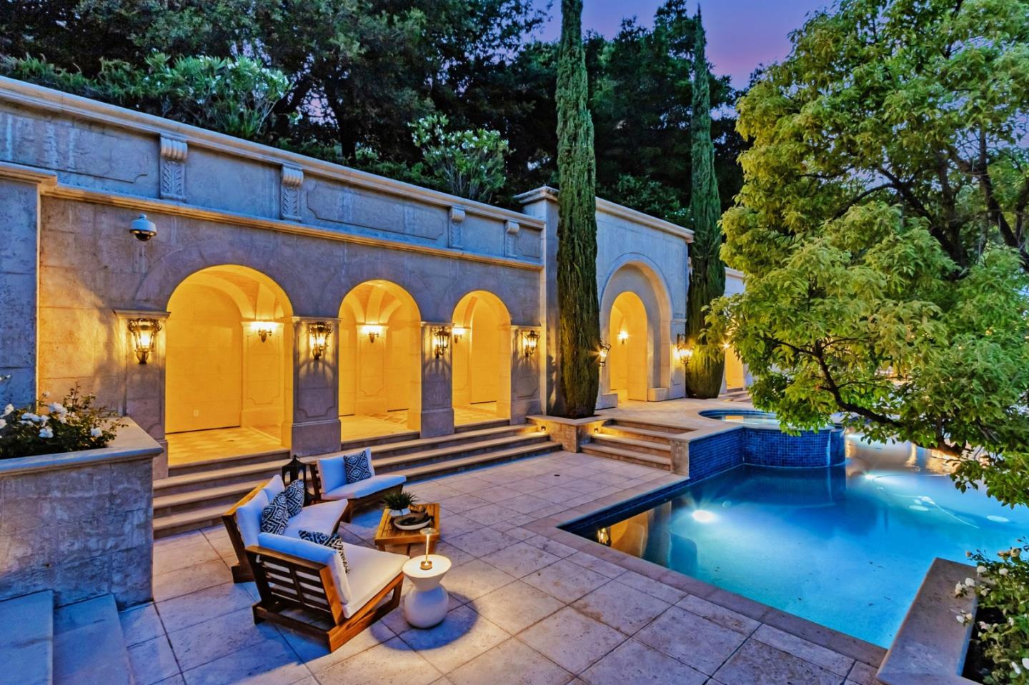 Los Gatos, California, 95032, United States, 8 Bedrooms Bedrooms, ,11 BathroomsBathrooms,Residential,For Sale,1855941