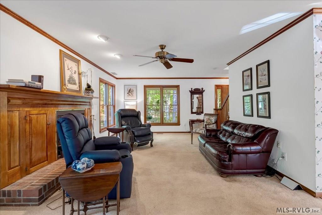 Clarksville, Virginia, 23927, United States, 3 Bedrooms Bedrooms, ,2 BathroomsBathrooms,Residential,For Sale,1805188