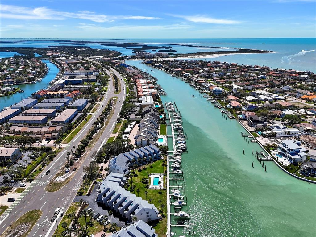 St Petersburg, Florida, 33715, United States, 2 Bedrooms Bedrooms, ,2 BathroomsBathrooms,Residential,For Sale,1744424