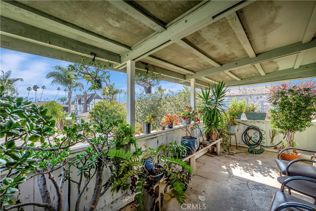 Seal Beach, California, 90740, United States, 4 Bedrooms Bedrooms, ,2 BathroomsBathrooms,Residential,For Sale,2001777