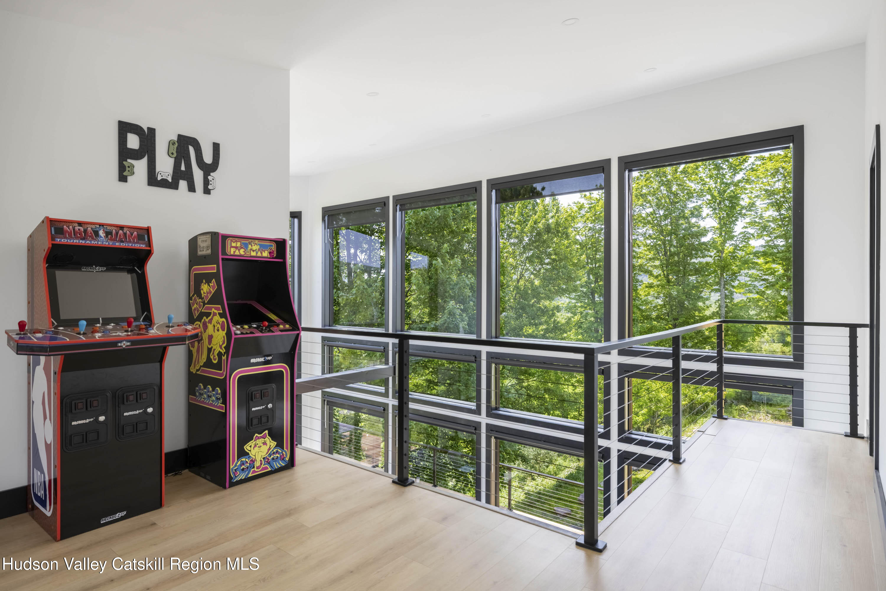 Windham, New York, 12496, United States, 5 Bedrooms Bedrooms, ,5 BathroomsBathrooms,Residential,For Sale,1848875