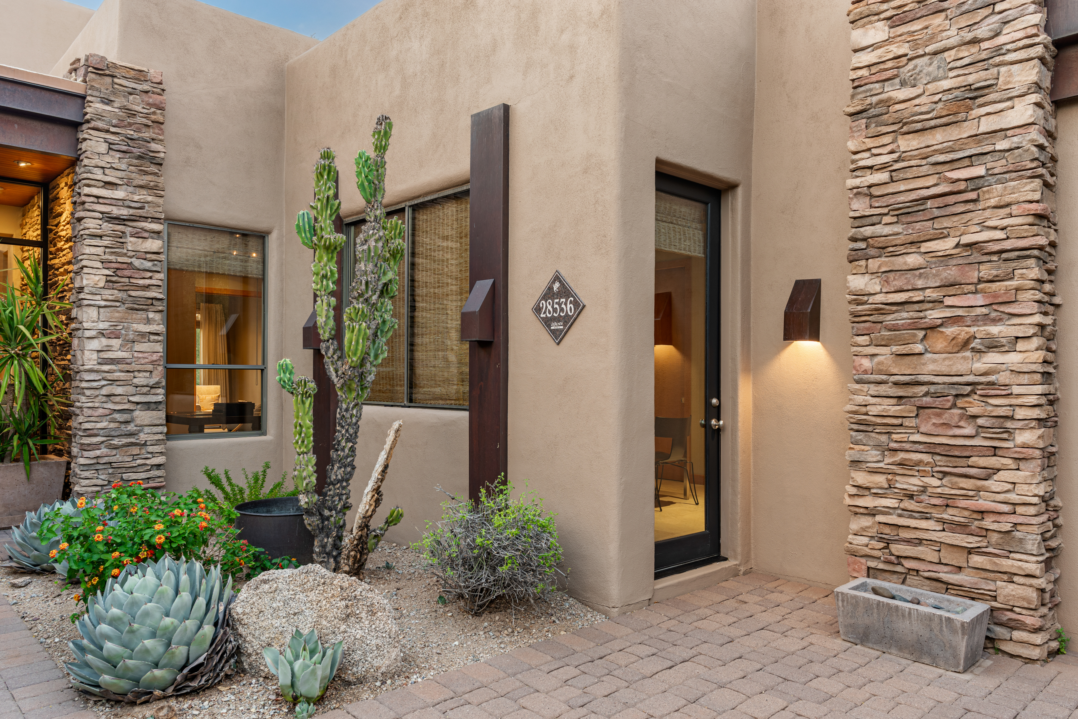  28536 N 95th Place  Scottsdale, AZ - 物件實景