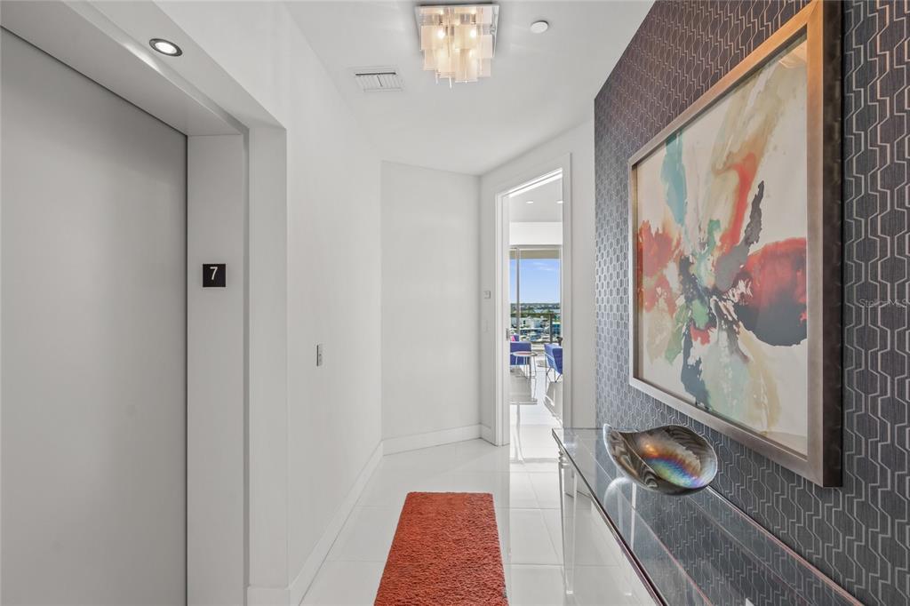 Sarasota, Florida, 34236, United States, 2 Bedrooms Bedrooms, ,3 BathroomsBathrooms,Residential,For Sale,2012128