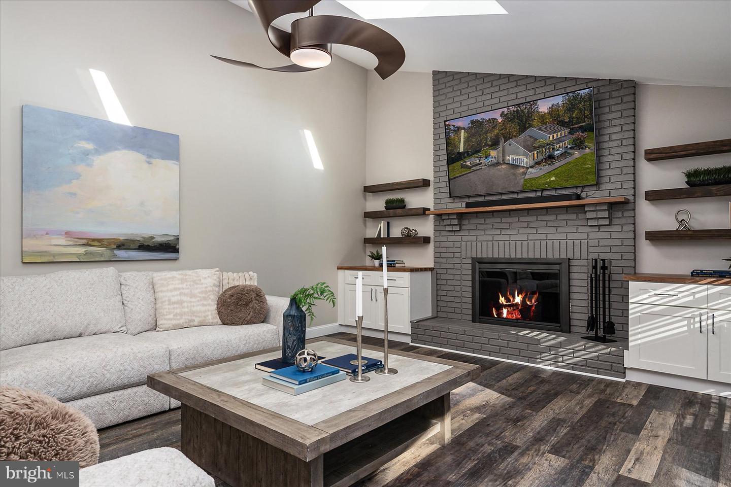 Pasadena, Maryland, 21122, United States, 4 Bedrooms Bedrooms, ,4 BathroomsBathrooms,Residential,For Sale,1989268