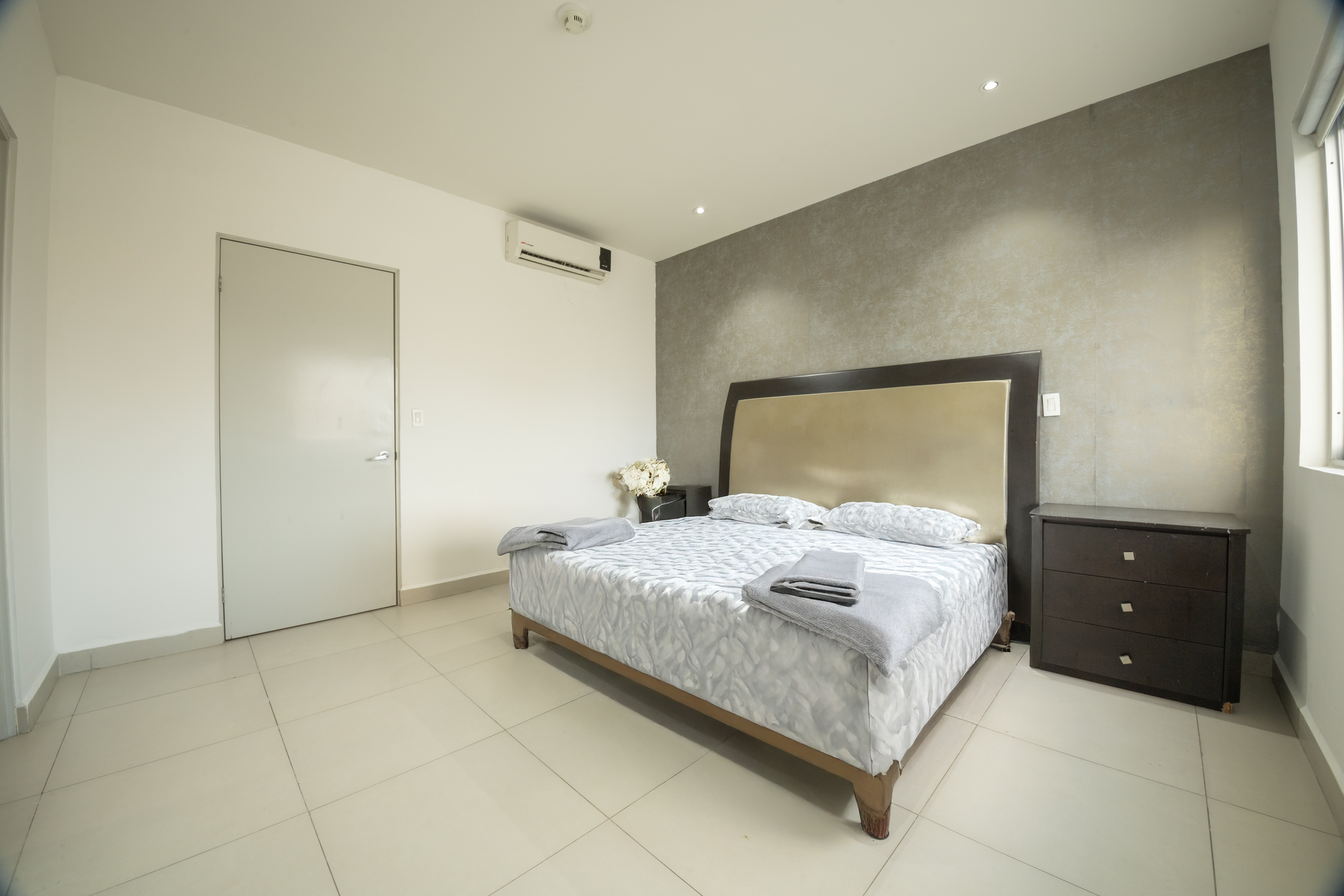  Spacious Terrace Apartment with Mountain Views - 物件實景