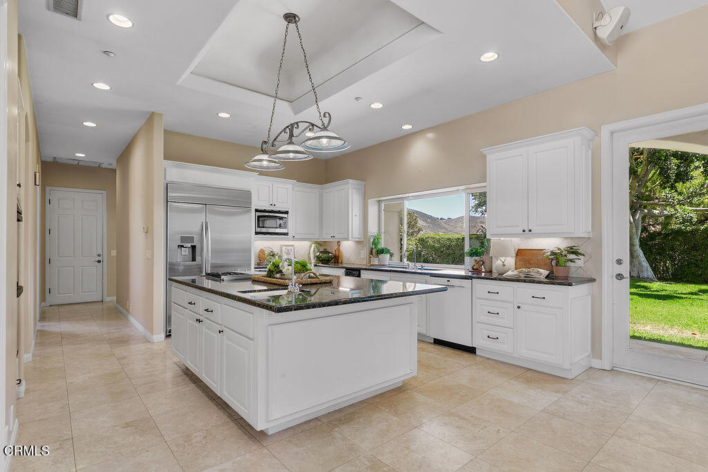 Camarillo, California, 93012, United States, 5 Bedrooms Bedrooms, ,4 BathroomsBathrooms,Residential,For Sale,1885935