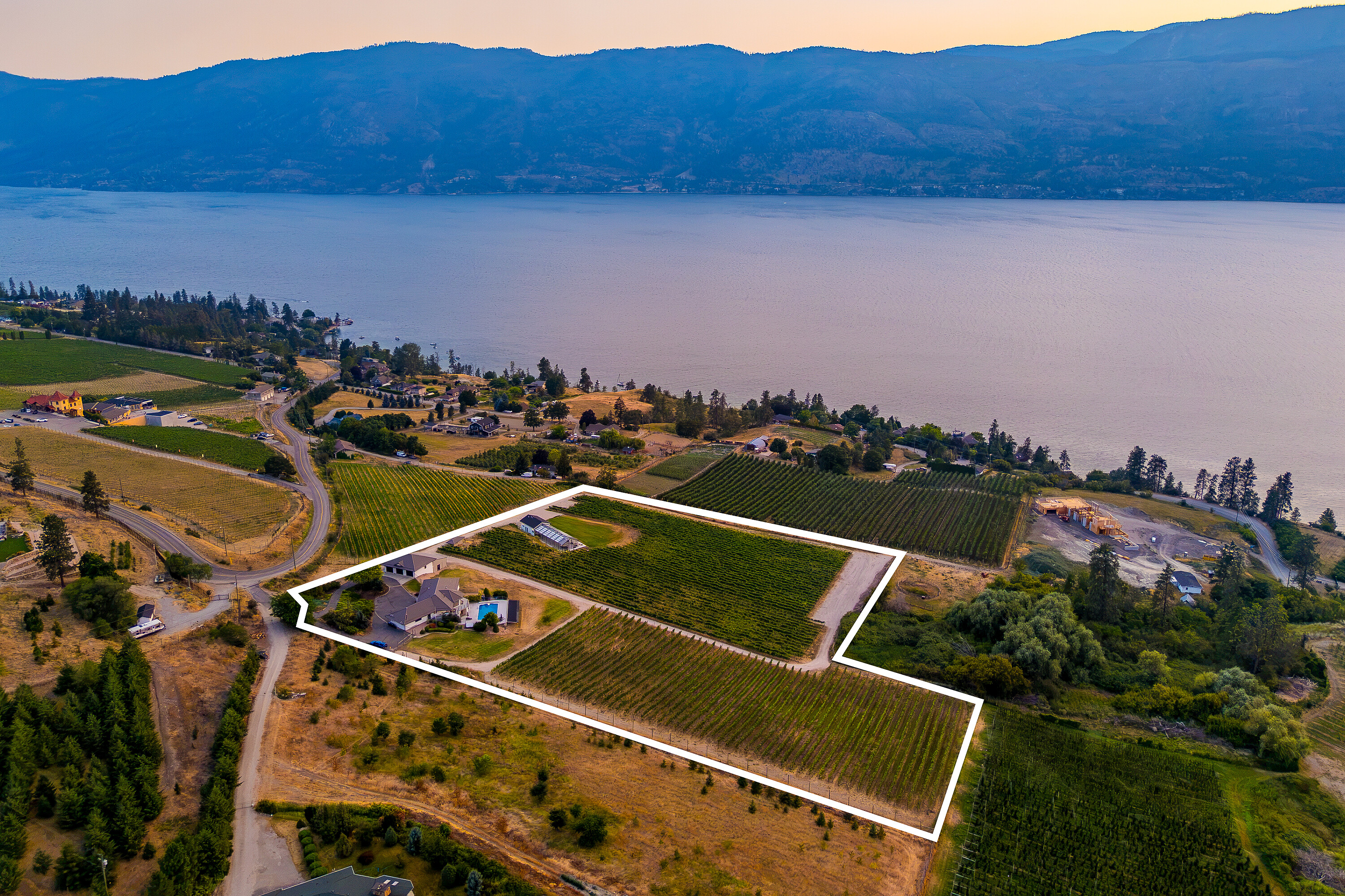  Scenic Vineyard Home - 物件實景