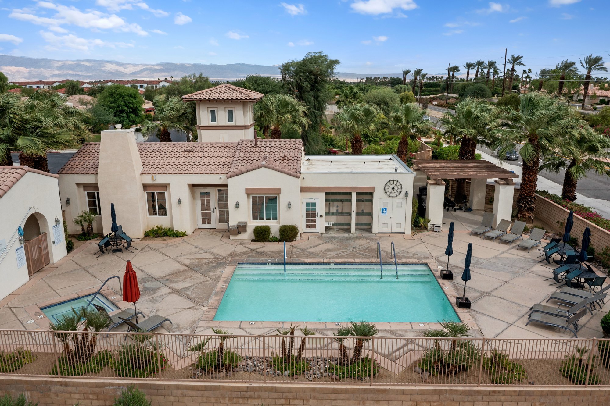  Turnkey Furnished La Quinta Home in Gated 55+ Community - 物件實景