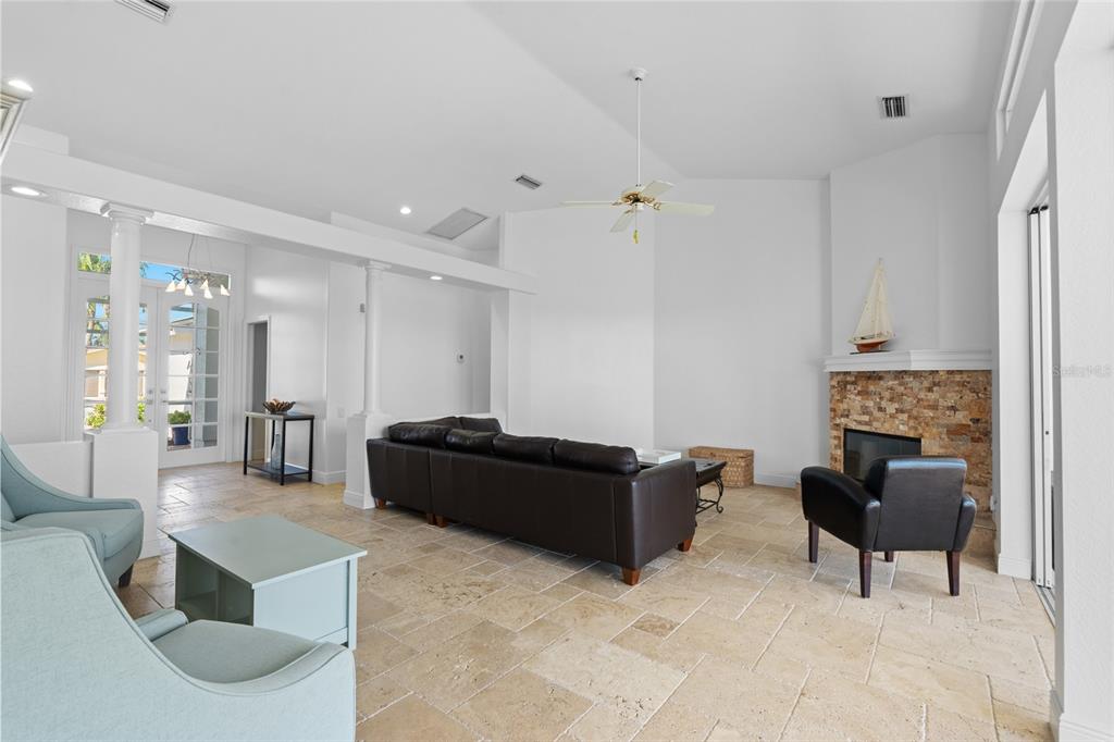 Cape Coral, Florida, 33991, United States, 3 Bedrooms Bedrooms, ,2 BathroomsBathrooms,Residential,For Sale,1876968