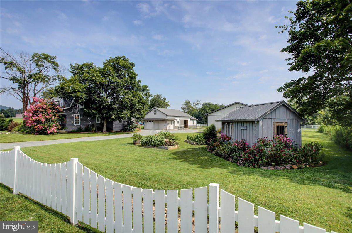 Orrstown, Pennsylvania, 17244, United States, 4 Bedrooms Bedrooms, ,2 BathroomsBathrooms,Residential,For Sale,1906124