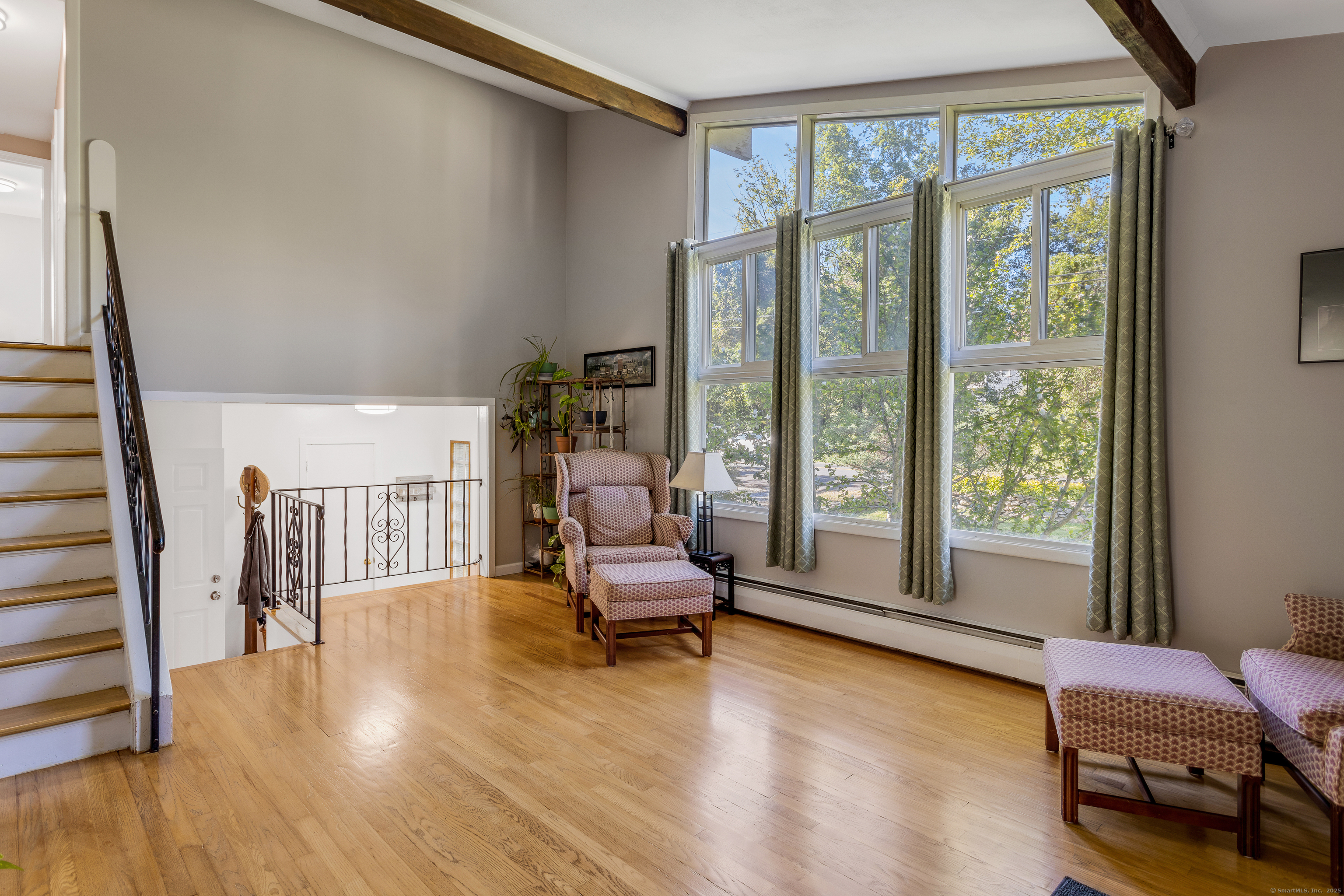 Brookfield, Connecticut, 06804, United States, 3 Bedrooms Bedrooms, ,2 BathroomsBathrooms,Residential,For Sale,1934306