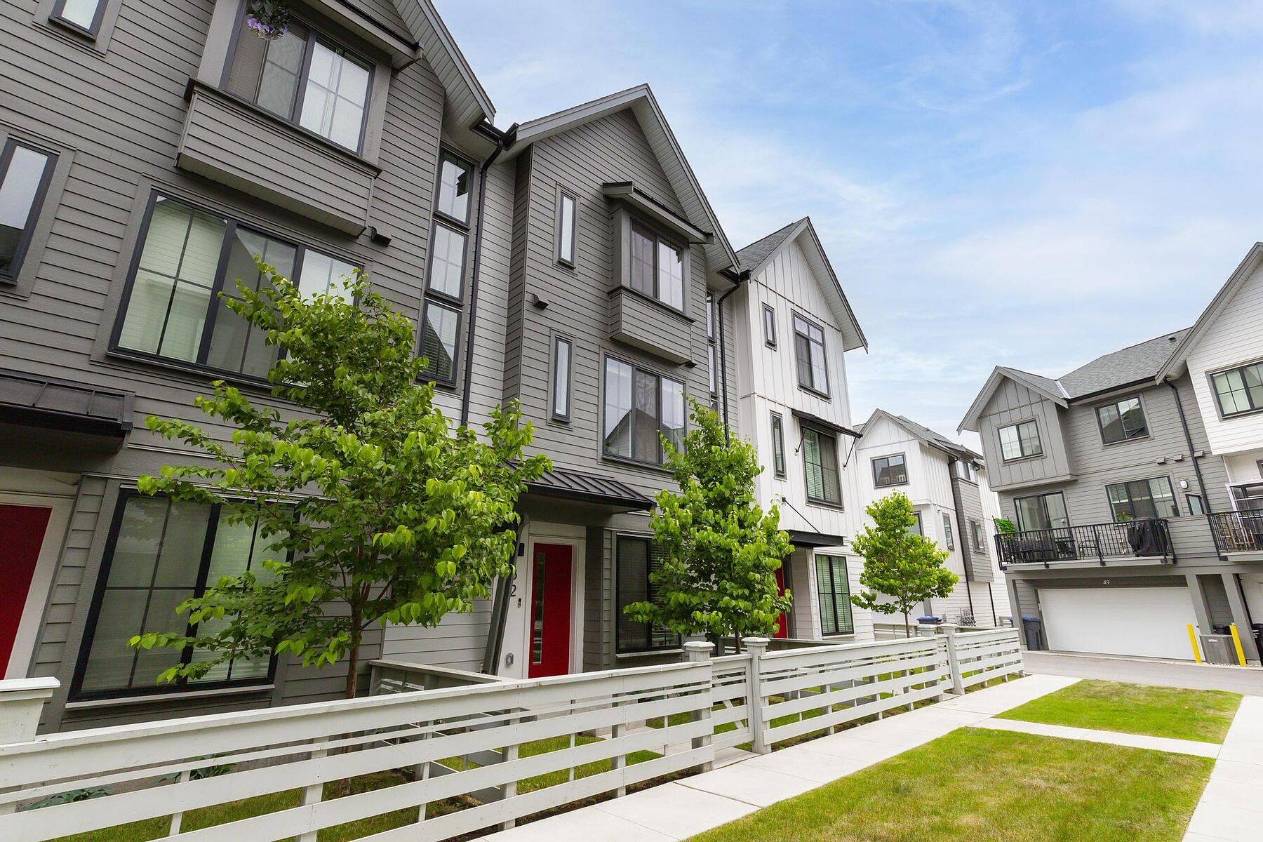  Modern Elegance in Glenmore - 物件實景