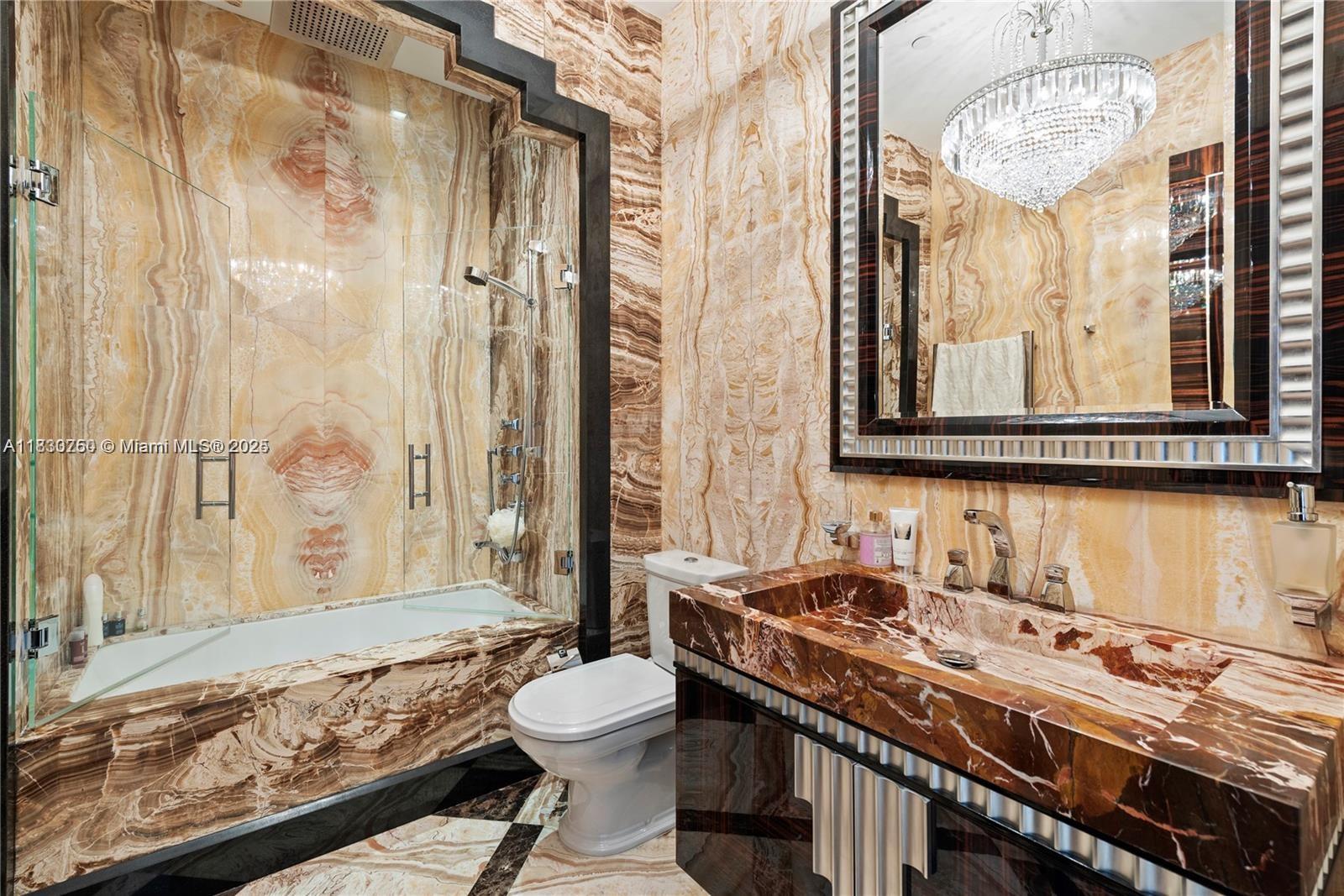 Miami Beach, Florida, 33109, United States, 6 Bedrooms Bedrooms, ,8 BathroomsBathrooms,Residential,For Sale,1876435