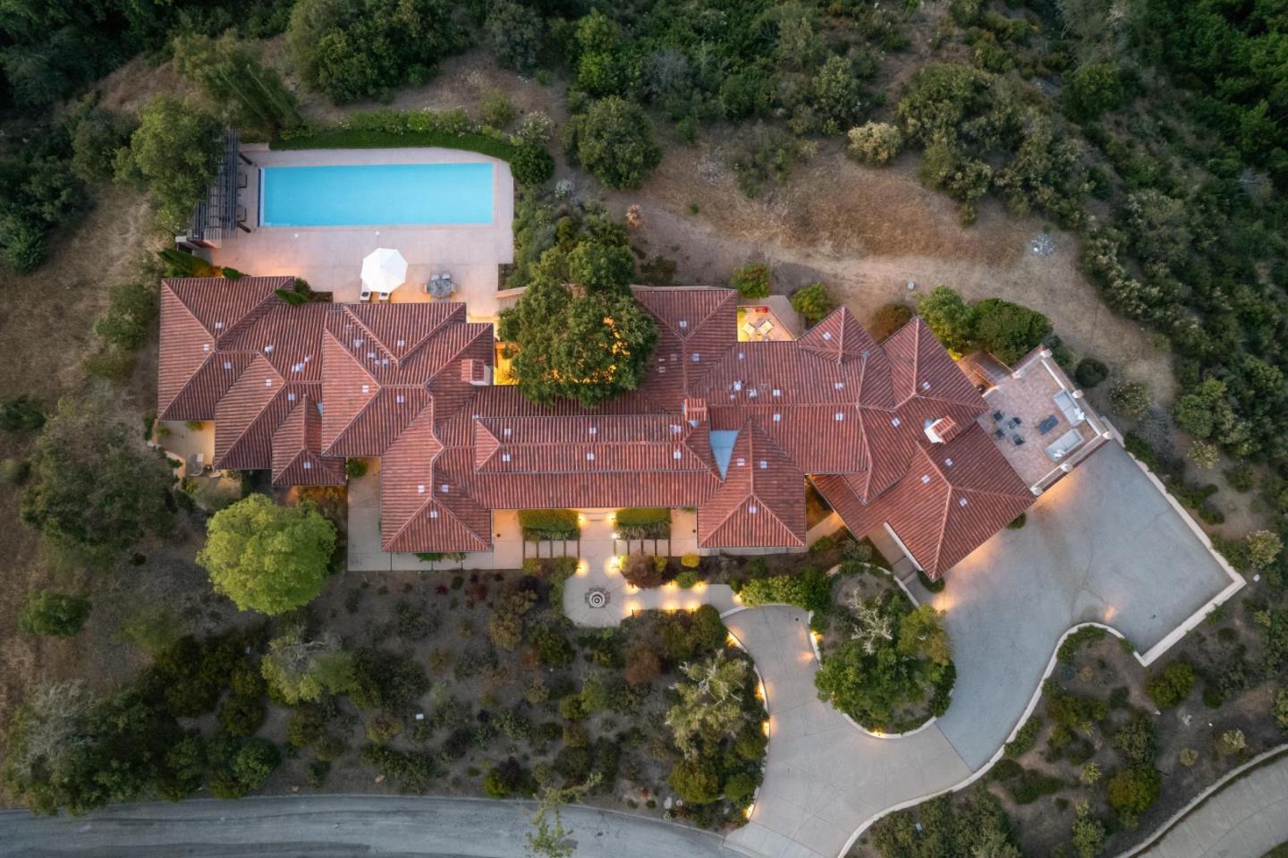 Portola Valley, California, 94028, United States, 5 Bedrooms Bedrooms, ,8 BathroomsBathrooms,Residential,For Sale,1807193