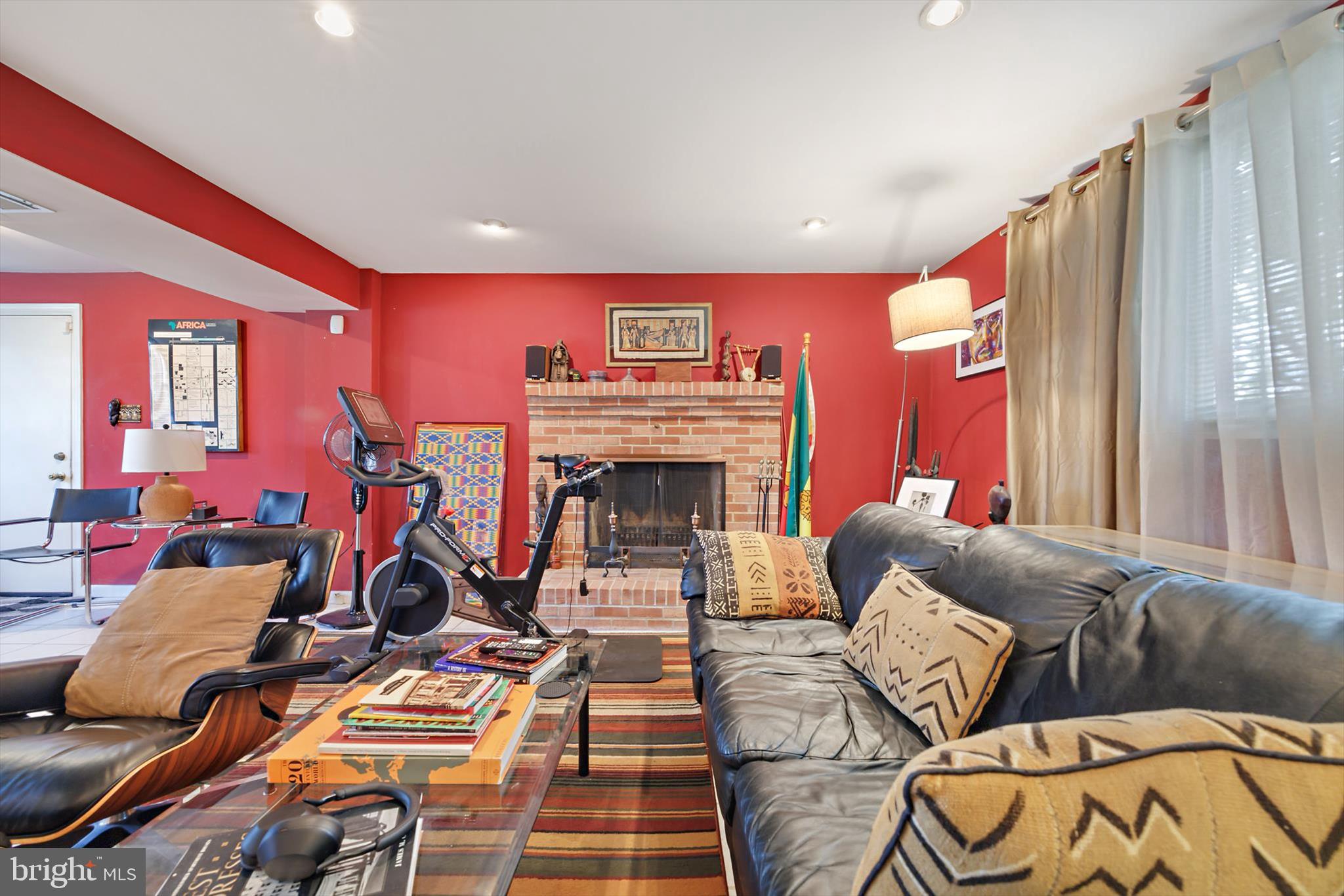 Clinton, Maryland, 20735, United States, 4 Bedrooms Bedrooms, ,3 BathroomsBathrooms,Residential,For Sale,2005934