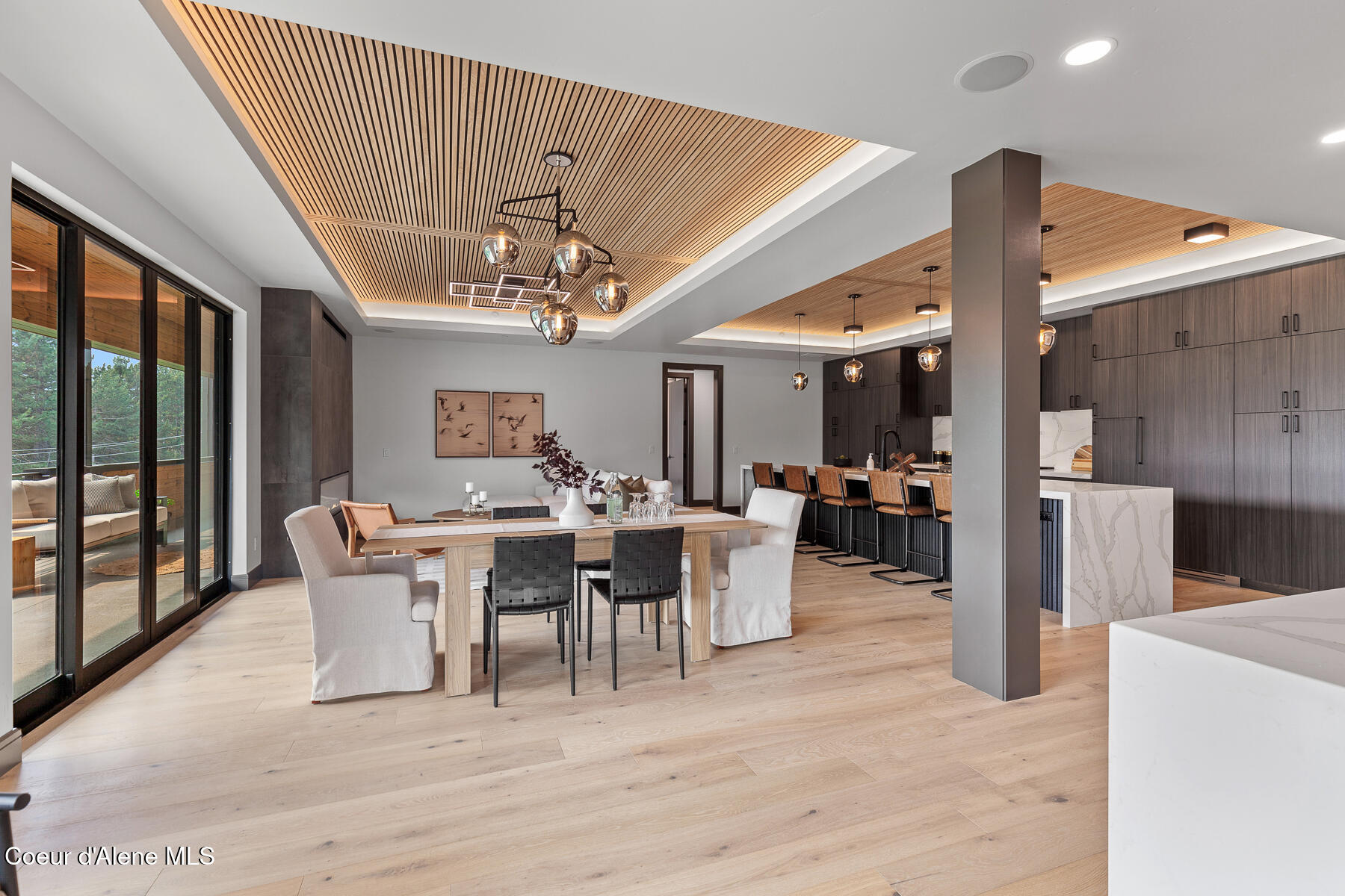 Coeur d'Alene, Idaho, 83814, United States, 3 Bedrooms Bedrooms, ,4 BathroomsBathrooms,Residential,For Sale,1977257