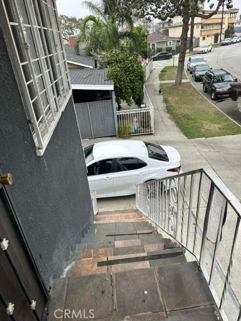 South Gate, California, 90280, United States, 4 Bedrooms Bedrooms, ,Residential,For Sale,1986153