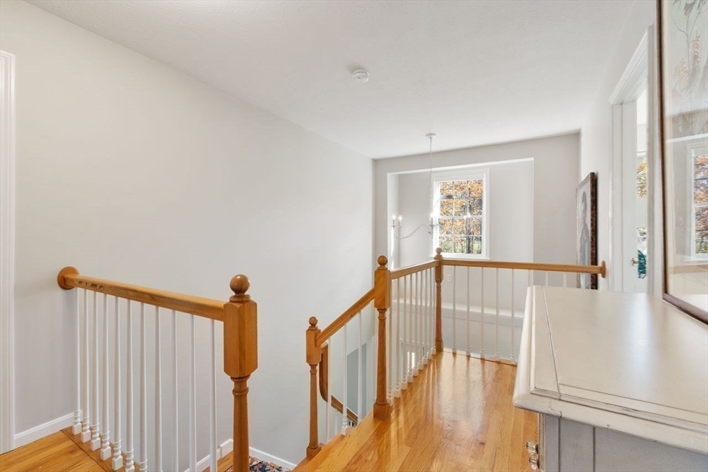 Westford, Massachusetts, 01886, United States, 4 Bedrooms Bedrooms, ,4 BathroomsBathrooms,Residential,For Sale,1987953