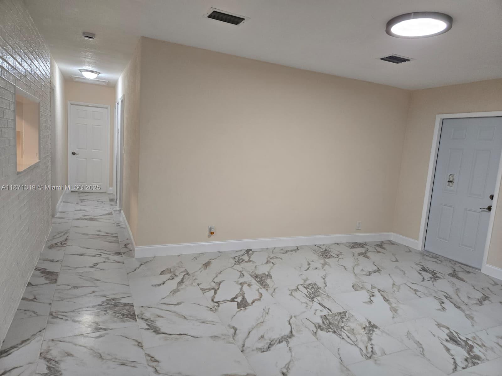 Hollywood, Florida, 33024, United States, 3 Bedrooms Bedrooms, ,2 BathroomsBathrooms,Residential,For Sale,1939726