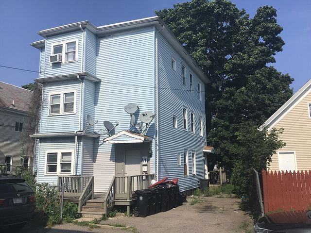 Brockton, Massachusetts, 02301, United States, 6 Bedrooms Bedrooms, ,3 BathroomsBathrooms,Residential,For Sale,1924115