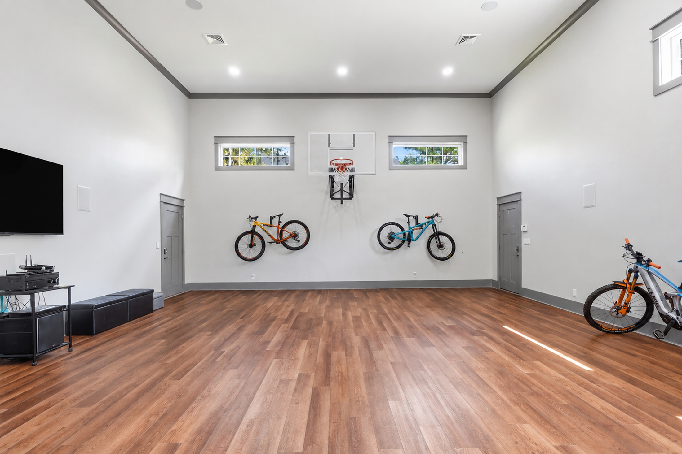  Effortless Entertaining and Everyday Luxury at River Forest - 物件實景