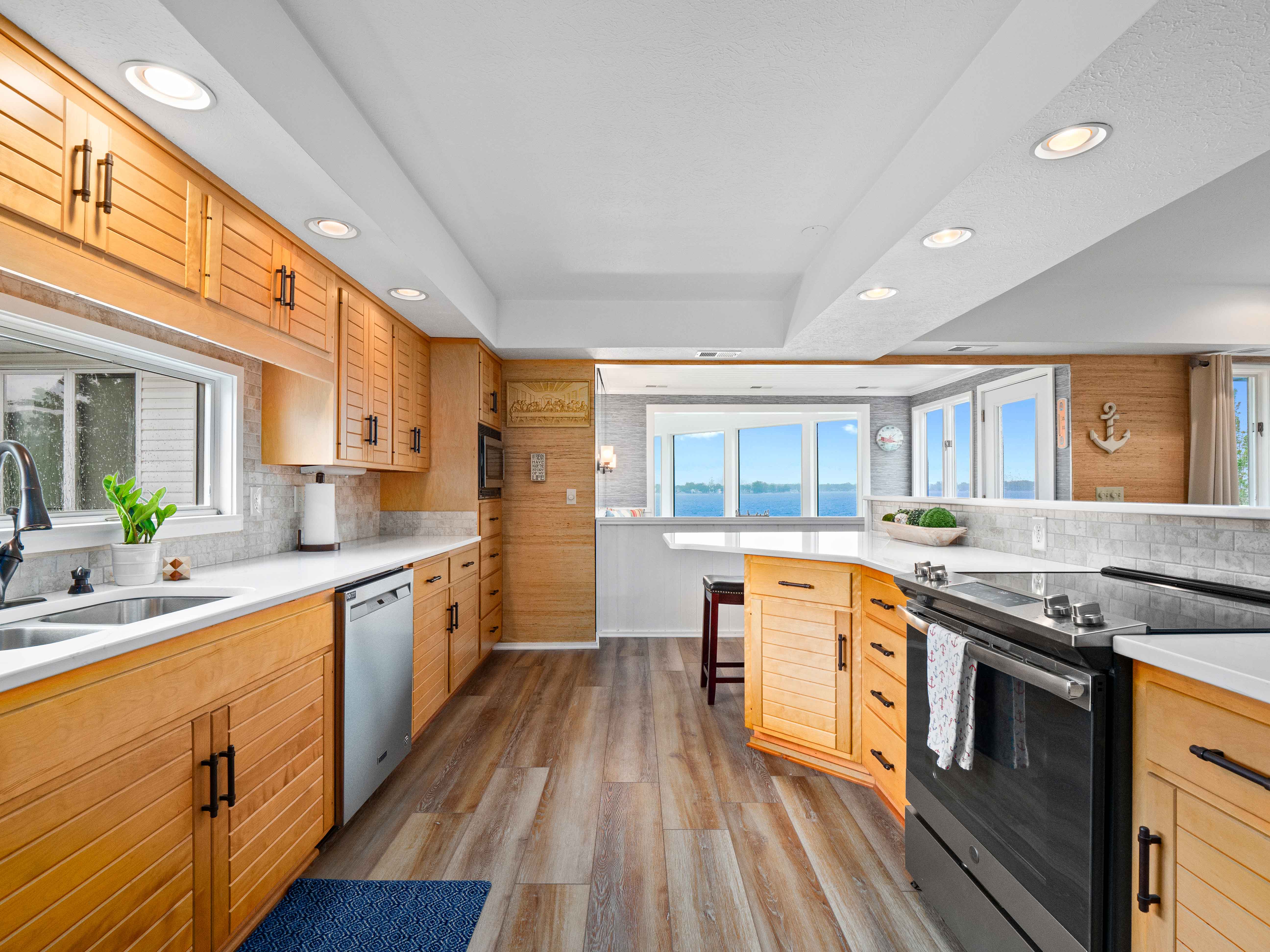  Three Bedroom Condo on Lake Wawasee with Private Boat Slip - 物件實景