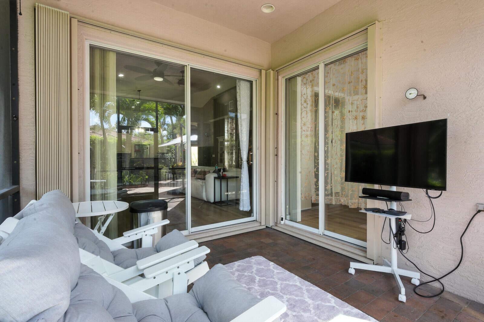 West Palm Beach, Florida, 33411, United States, 2 Bedrooms Bedrooms, ,2 BathroomsBathrooms,Residential,For Sale,1907135