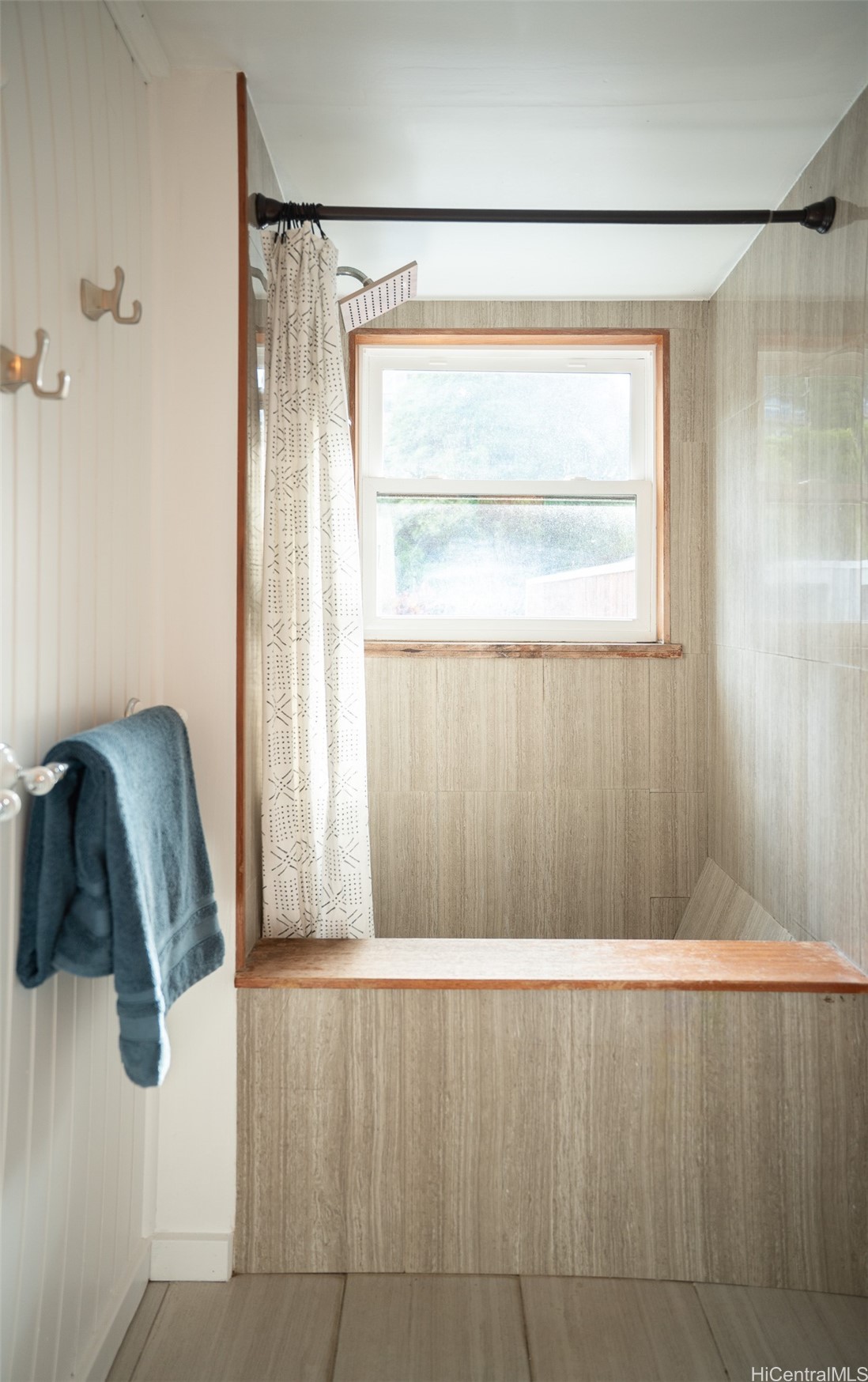 Kaneohe, Hawaii, 96744, United States, 3 Bedrooms Bedrooms, ,2 BathroomsBathrooms,Residential,For Sale,1987694