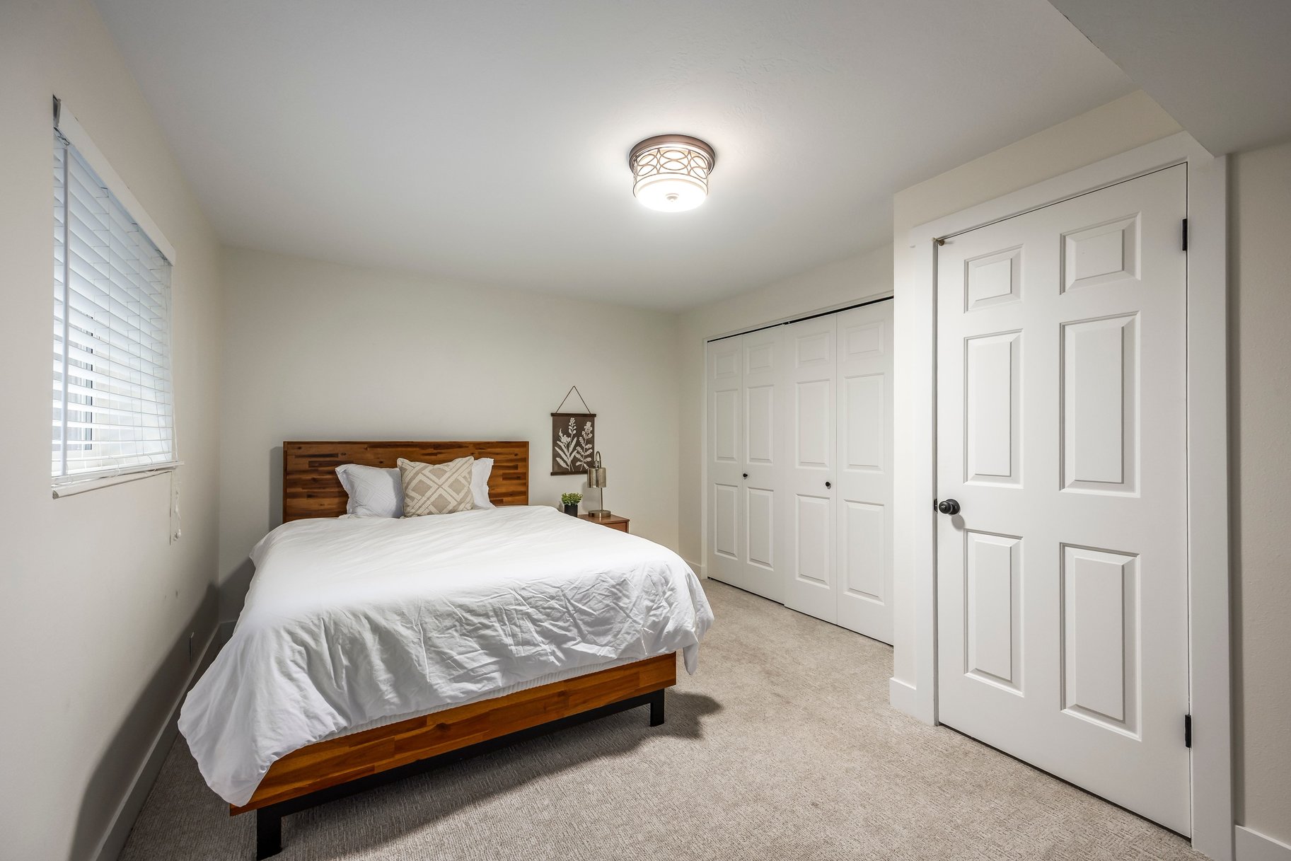  Rarely Available Harvest Lane Rambler Main-Level Living - 物件實景