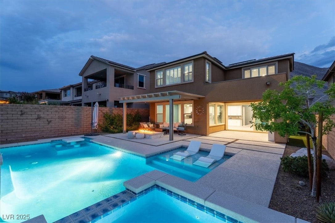 Las Vegas, Nevada, 89138, United States, 3 Bedrooms Bedrooms, ,3 BathroomsBathrooms,Residential,For Sale,1996741