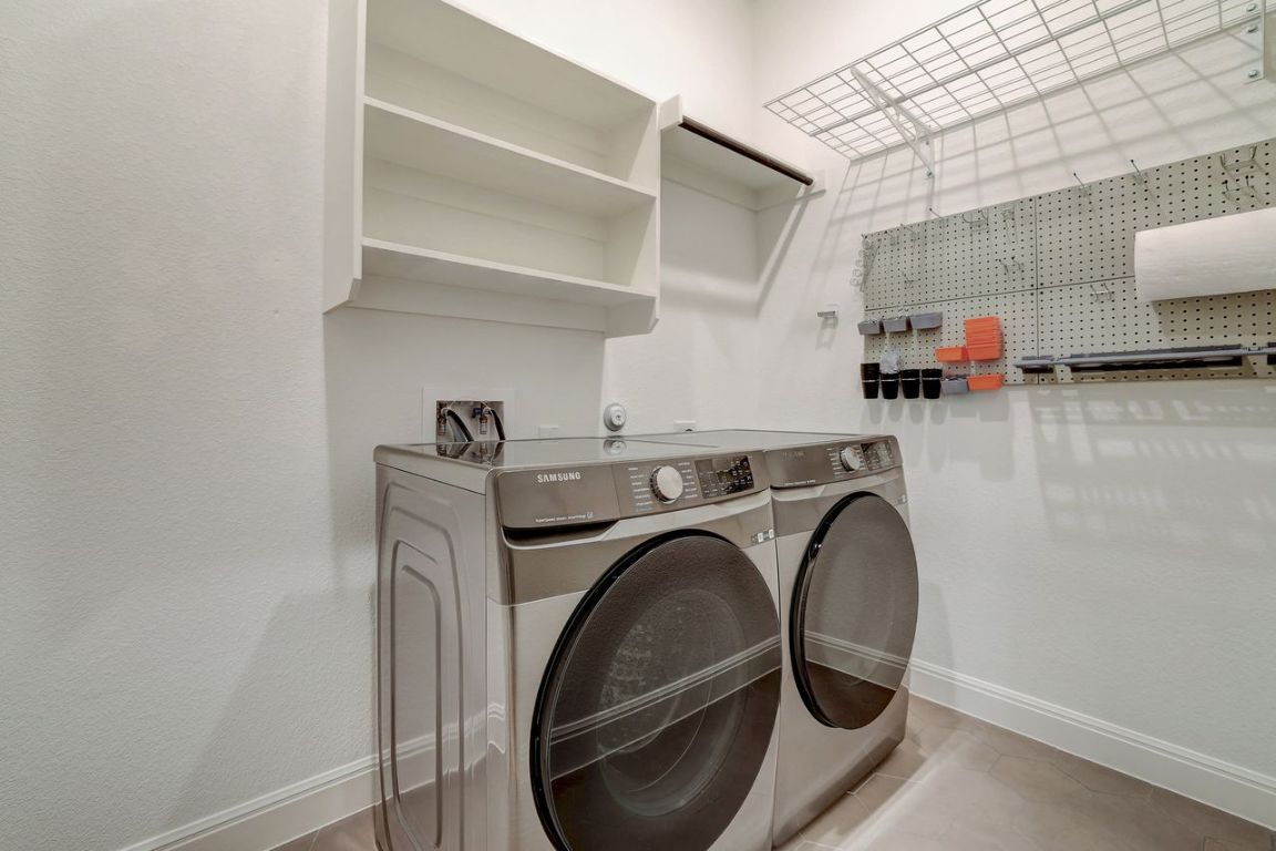 Leander, Texas, 78641, United States, 4 Bedrooms Bedrooms, ,4 BathroomsBathrooms,Residential,For Sale,1933060