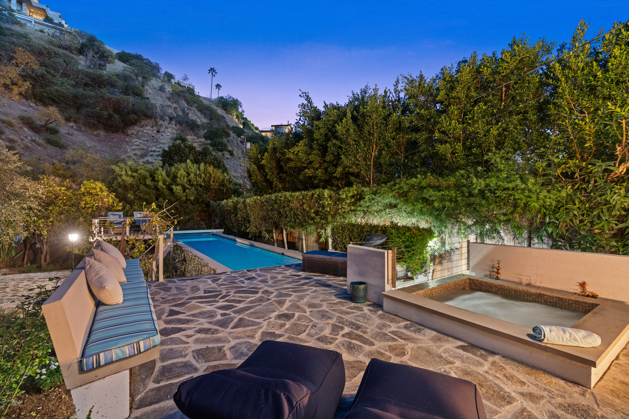 1853 Nichols Canyon Rd - 物件實景
