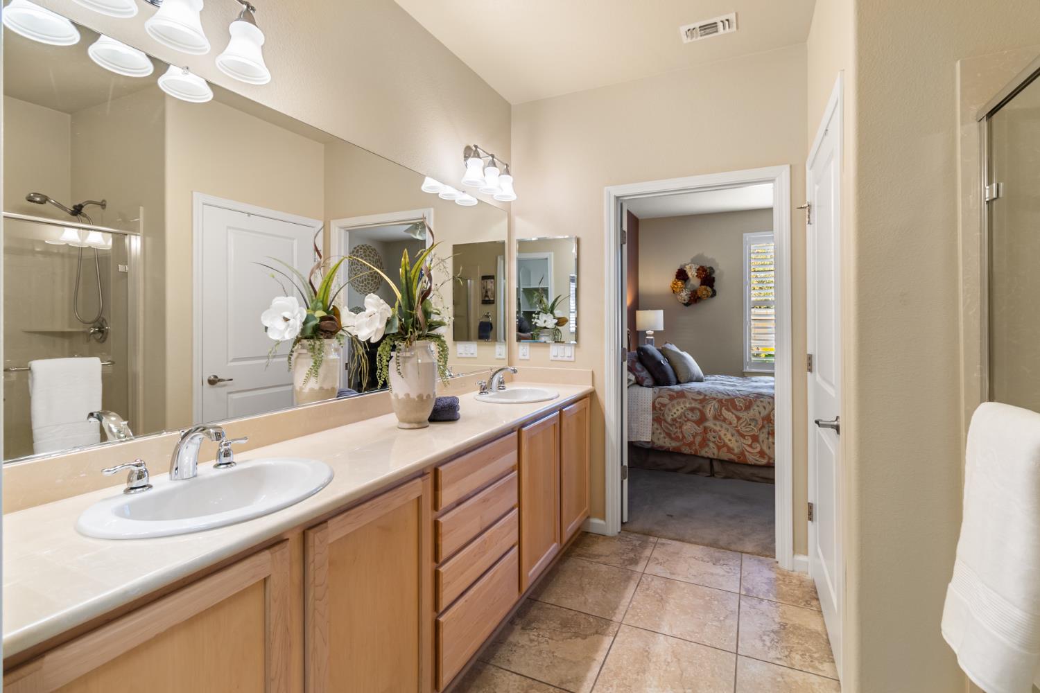 Elk Grove, California, 95757, United States, 2 Bedrooms Bedrooms, ,2 BathroomsBathrooms,Residential,For Sale,1989569