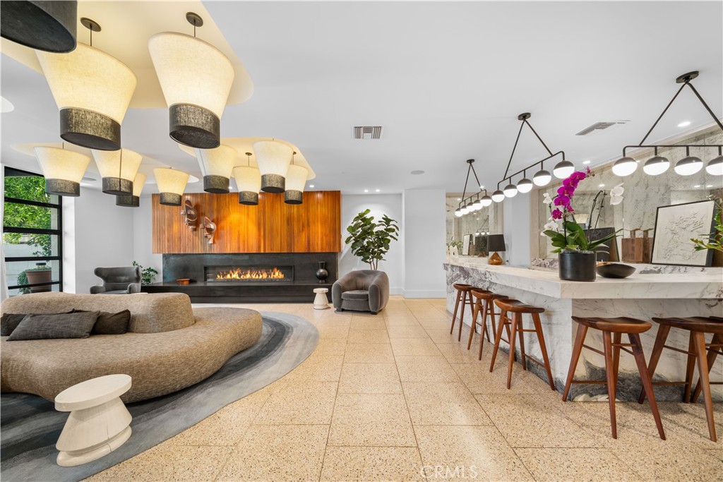 Los Angeles, California, 90024, United States, 2 Bedrooms Bedrooms, ,2 BathroomsBathrooms,Residential,For Sale,1746972