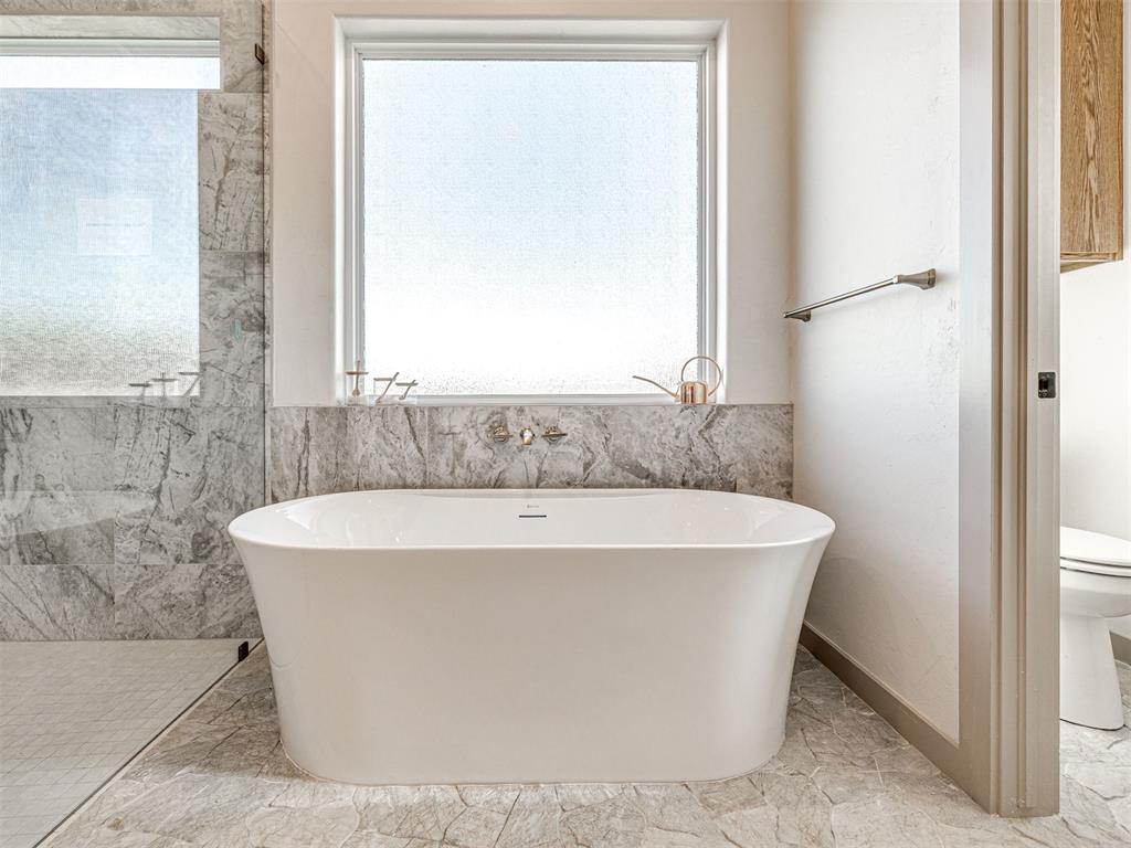 Goldsby, Oklahoma, 73093, United States, 4 Bedrooms Bedrooms, ,5 BathroomsBathrooms,Residential,For Sale,1975675