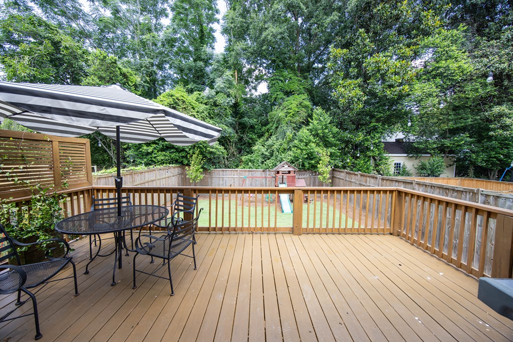 Columbus, Georgia, 31901, United States, 4 Bedrooms Bedrooms, ,3 BathroomsBathrooms,Residential,For Sale,1876126