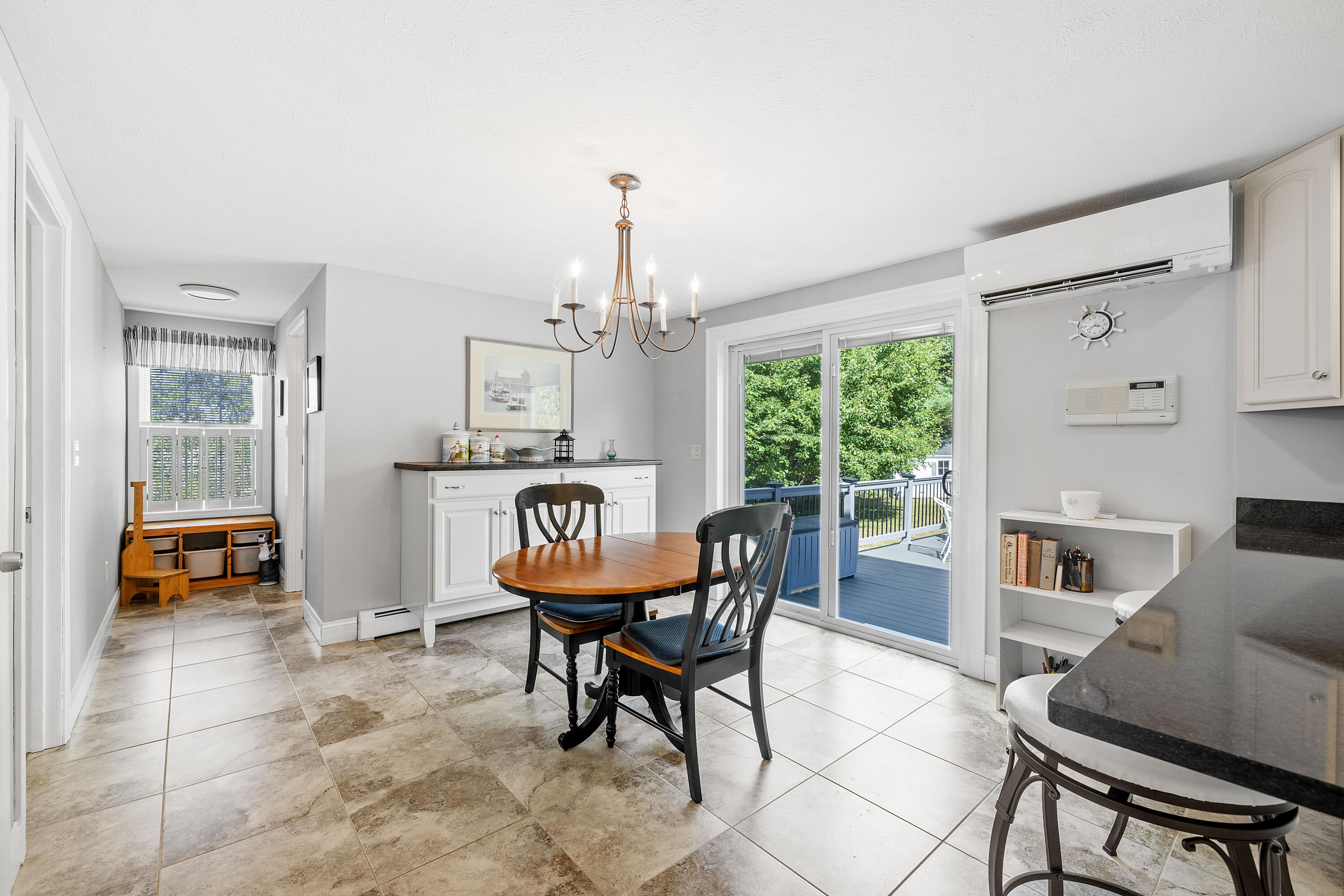 Kennebunk, Maine, 04043, United States, 4 Bedrooms Bedrooms, ,3 BathroomsBathrooms,Residential,For Sale,1901134