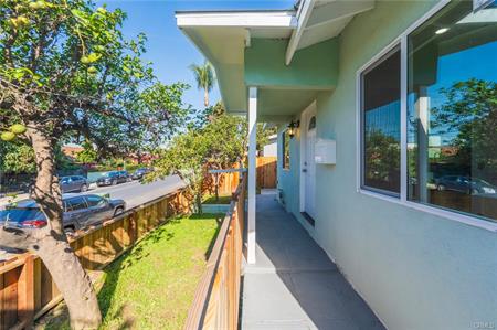 Los Angeles, California, 90019, United States, 2 Bedrooms Bedrooms, ,2 BathroomsBathrooms,Residential,For Sale,2001509