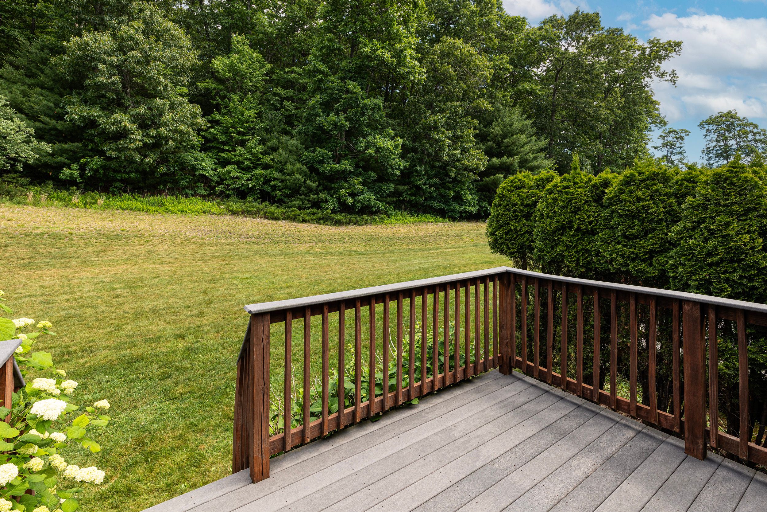  16 Ashton Lane, Millbury, MA 01527 - 物件實景