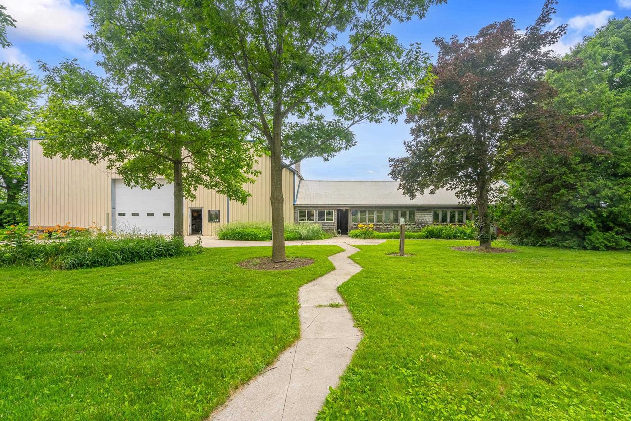 Pickett, Wisconsin, 54964, United States, 3 Bedrooms Bedrooms, ,3 BathroomsBathrooms,Residential,For Sale,1887702
