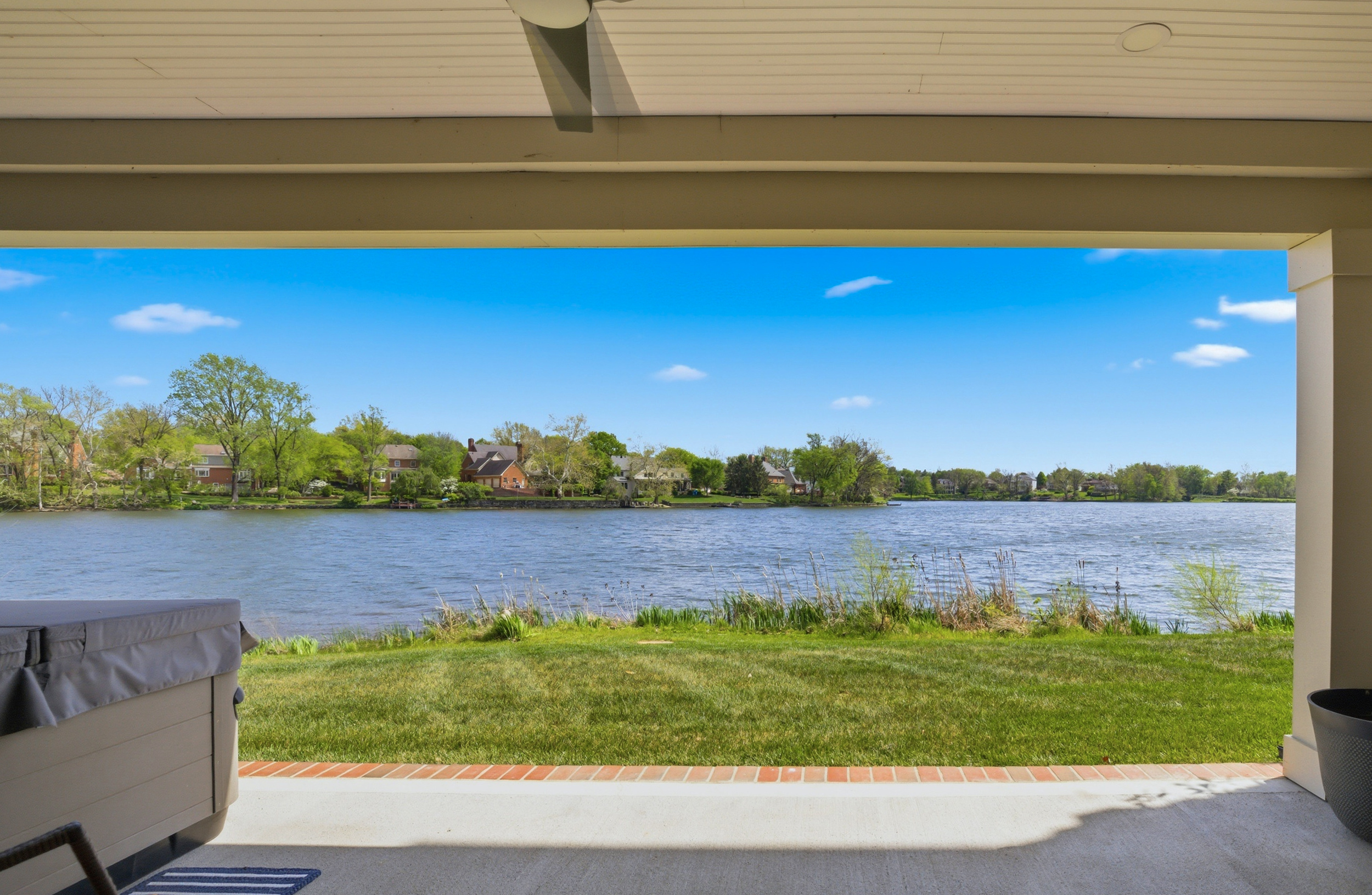  535 Laketower Drive #105 - 物件實景