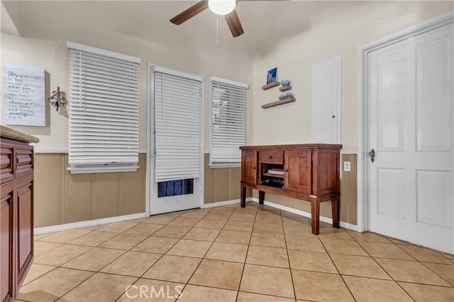 Huntington Park, California, 90255, United States, 4 Bedrooms Bedrooms, ,Residential,For Sale,1987109