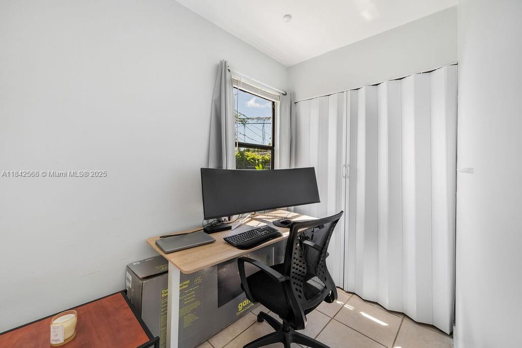 Miami, Florida, 33155, United States, 4 Bedrooms Bedrooms, ,3 BathroomsBathrooms,Residential,For Sale,1897707